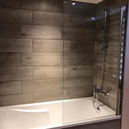 Le Hibou - 1960 * Λε Ντεζ Αλπ